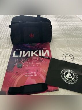 Linkin Park World Tour Black Duffel Bag With Extra Items As Shown